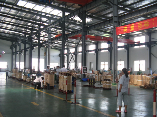 大同变压器生产车间